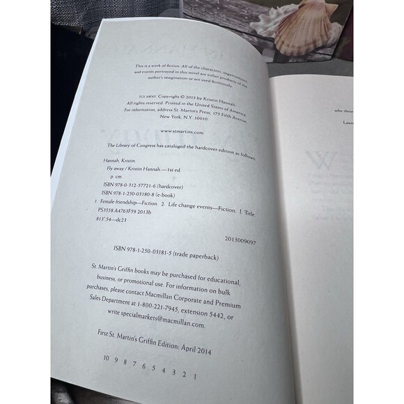 Kristin Hannah Book Lot Women Novels Fly Away HB PB True Colors Winter Garden - Picture 10 of 16